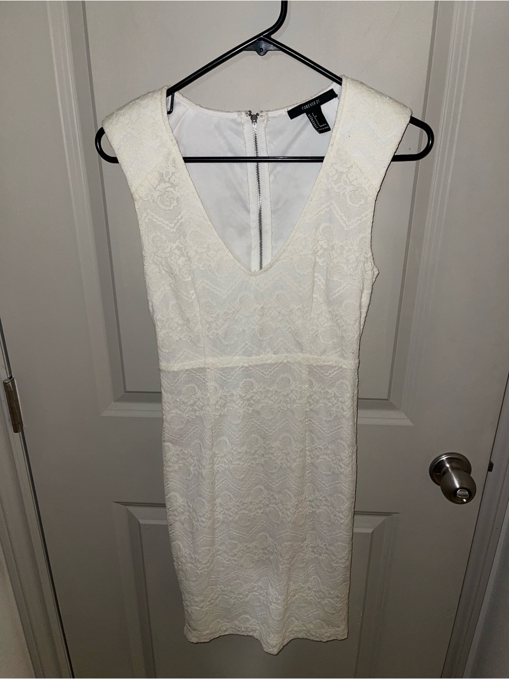 Forever 21 White Lace V-Neck Shift Mini Dress